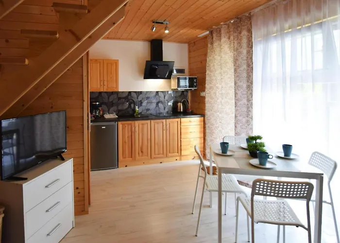 Nyaraló Comfortable Homes With Terraces *