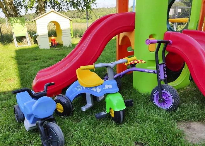 Comfortable Homes With Terraces *