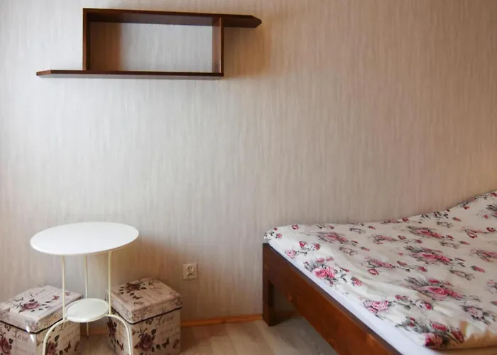 Comfortable Homes With Terraces *