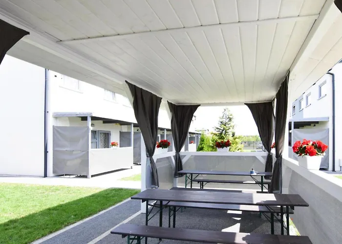 Nyaraló Comfortable Homes With Terraces *